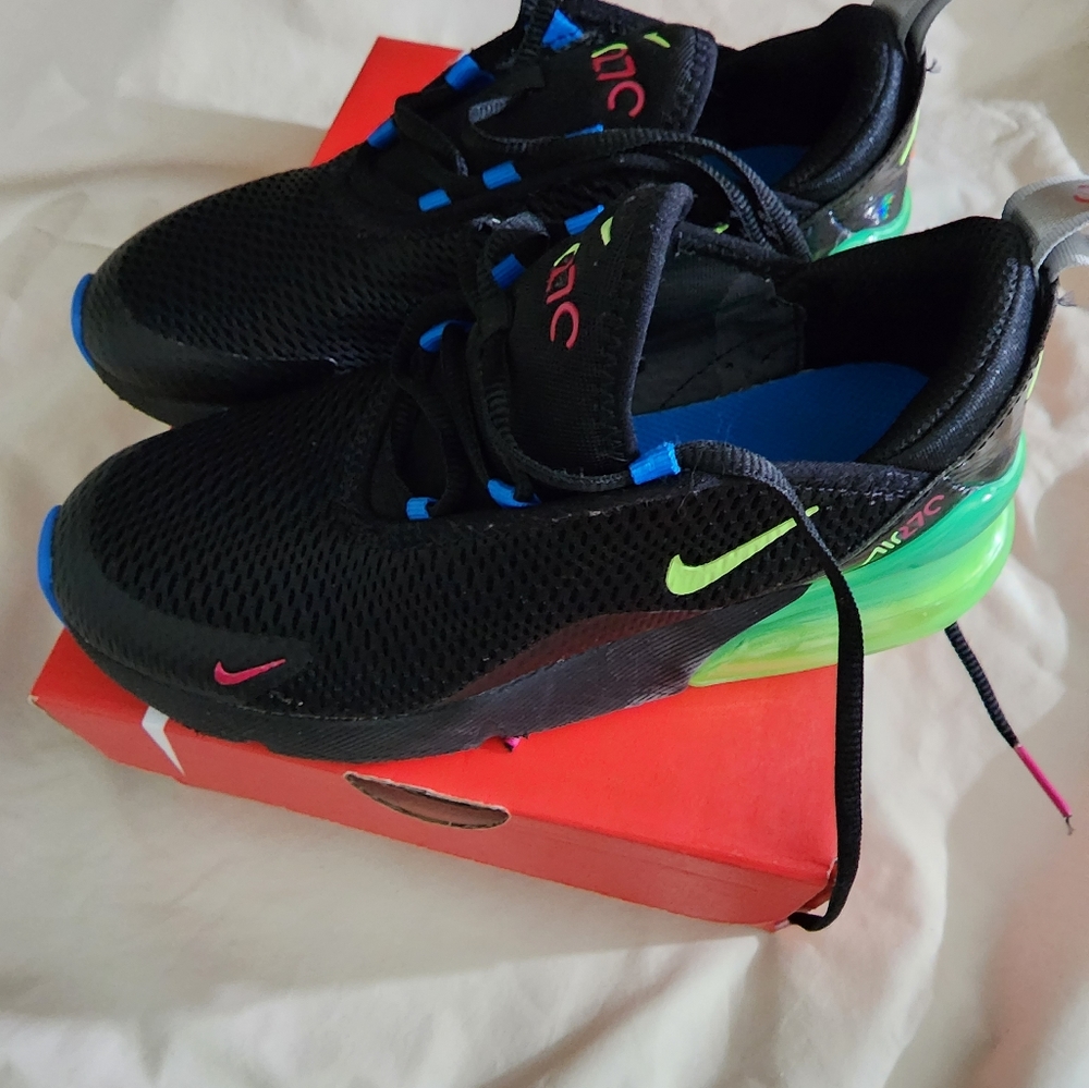 Air Max 270 - Picture 5 of 9